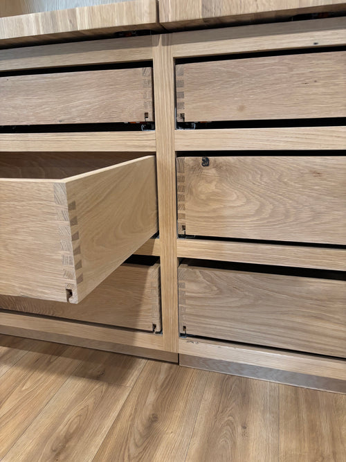 Customer Furniture